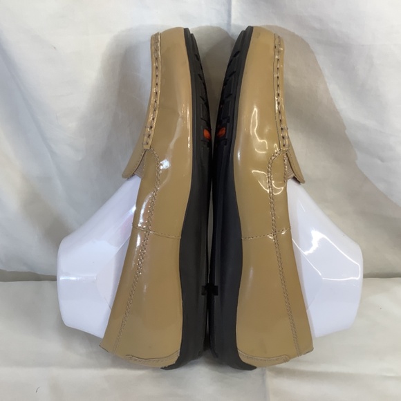 Euc Rockport total Motion taupe flats Loafers Adiprene sz. 9 ladies - Picture 4 of 11